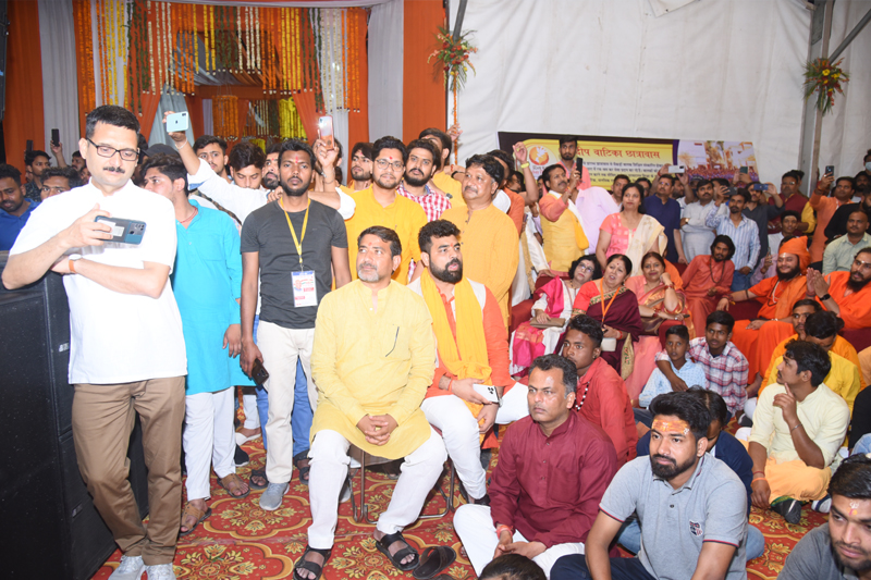 Shiv Bhajan Sandhya &mdash; Divya Prem Sewa Mission, Haridwar