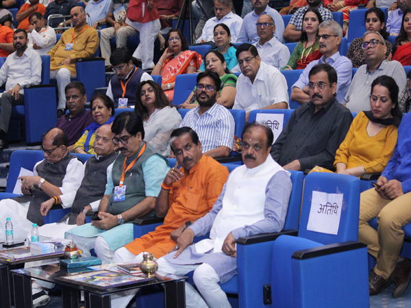 Varshik Sanrakshak Sammelan Delhi NCR Anchal & Dhruvswamini Play &mdash; Divya Prem Sewa Mission, Haridwar