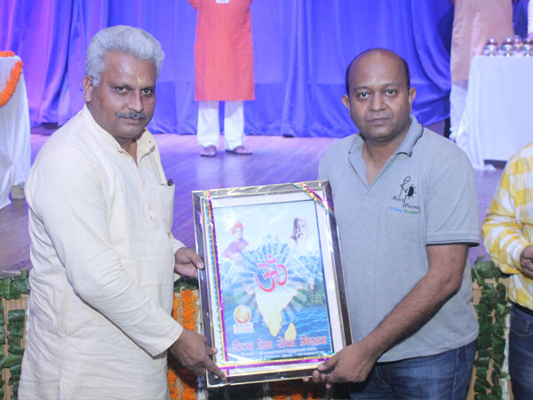 Varshik Sanrakshak Sammelan Delhi NCR Anchal & Dhruvswamini Play &mdash; Divya Prem Sewa Mission, Haridwar