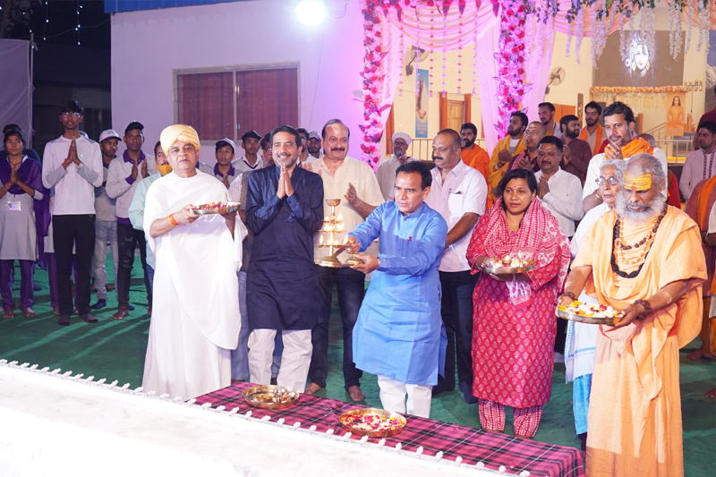 VIP Guest at DPSM &mdash; Divya Prem Sewa Mission, Haridwar